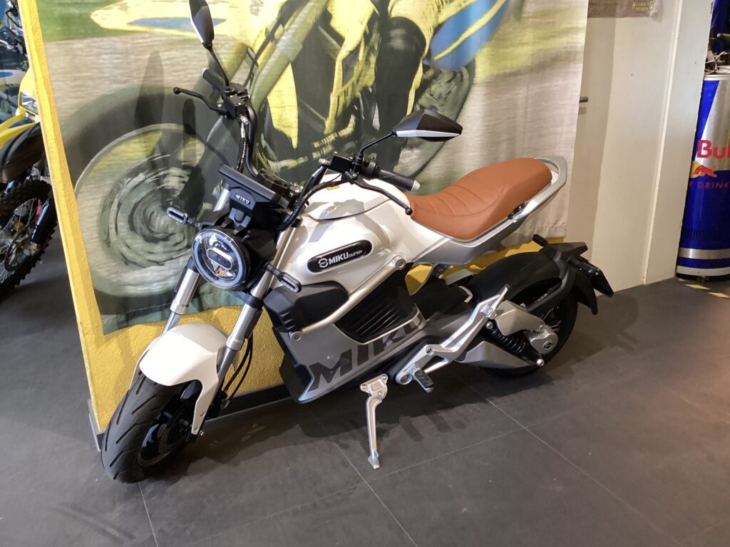 SUNRA Miku Super 80 Km/h Elektro Roller